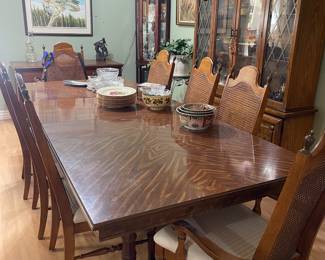 Dining room table 