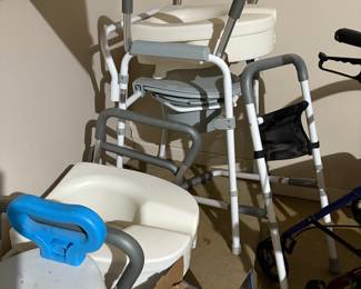ACORN stair lift - all parts are ready to be assembled- was in operable condition before ACORN did the removal