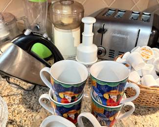 Cuisinart toaster, choppers, coffee set and