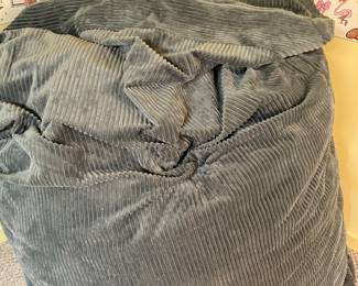 Another option of a beanbag bed