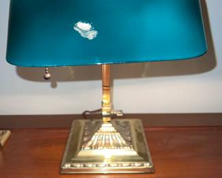 Emeralite Desk Lamp