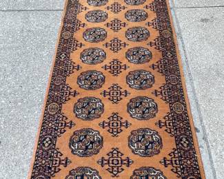 Copper toned runner rug (125” x 30”)