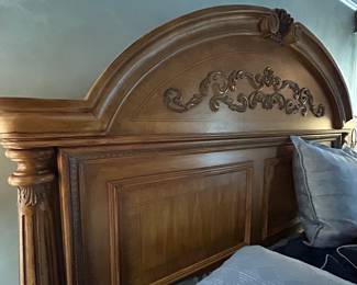 Bed detail 