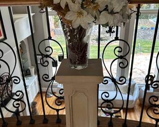 Pedestal and florals 