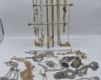 Pendant Neclaces, Gold Tone And Silver Toned