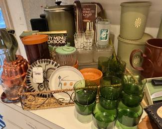 Fred & Barbara Meiers Trivet, Glass Sets, Vintage Canisters 