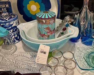 Pyrex Mixing Bowl