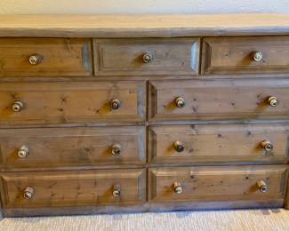 Finely made Lodge pole pine chest of drawers 