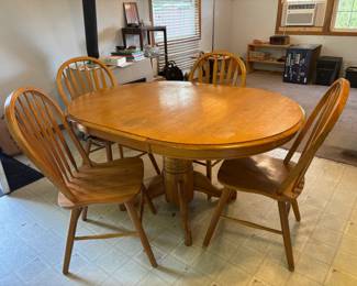 Dinning room Table & Chairs