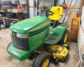 John Deere Riding Mower 345