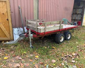 Hydraulic lift trailer