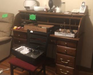 Nice roll top desk