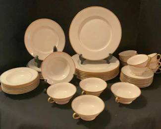 004 Franciscan China Set