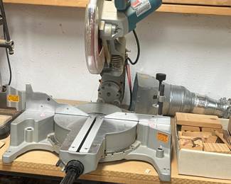 Makita Miter Saw LS-12-12 $150