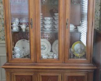 China Cabinet bt Thomasville