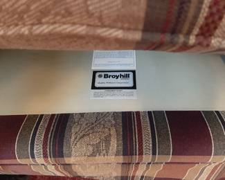 #5  Broyhill Sofa  76"Wx34"Dx33"H   $250