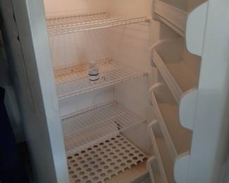 #52  Kenmore Freezer  28"Wx26"Dx60"H   $250