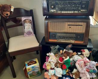 #48  Schaub Lorenz Tube Radio   $175                                               #49  Luna Opta Loewe Tube Radio   $95