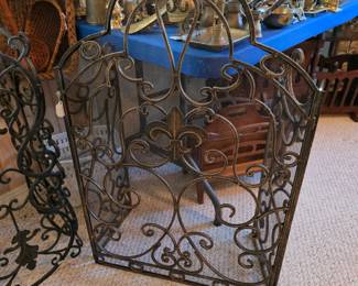 #9  Fleur de Lis Fireplace Screen   $65