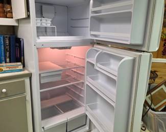 #31  Roper 18 cu ft Refrigerator   $250