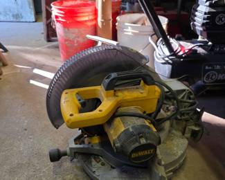 #73C  DeWalt 12" Compound Miter Saw   $295
