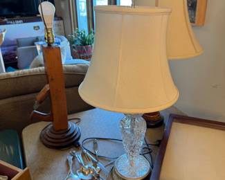 A “plane” lamp, a stiffel lamp (?)