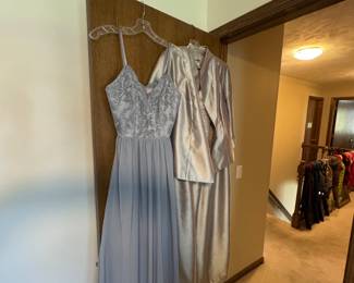 Aksarben gowns