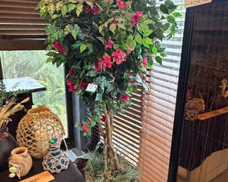 his artificial bougainvillea tree is absolutely stunning — a lifelike burst of color and elegance.