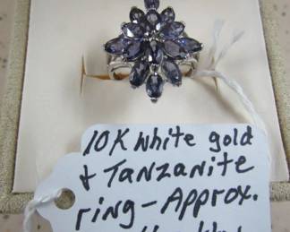 10K White Gold & Tanzanite Ring