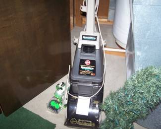 SHAMPOOER/ SCRUBBER