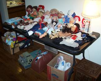 MORE DOLLS
