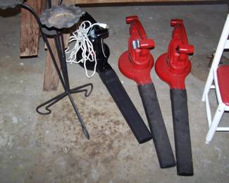 LEAF BLOWERS