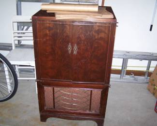 OLD TV CABINET