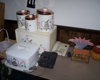 VINTAGE CANISTER SET