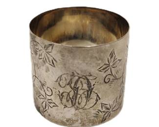 STERLING SILVER NAPKIN RING INCISED WITH IVY PATTERN