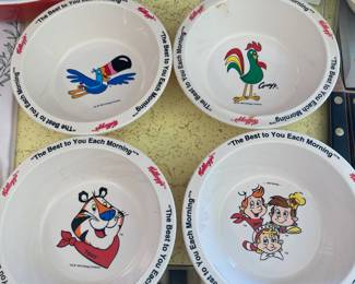 Set of 4 - 1995 Kelloggs Cereal Bowls