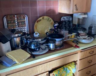 Los Angeles Potteries Spaghetti Serving Bowl, Assortment of Pots & Pans