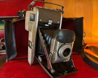 Polaroid Land Camera