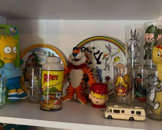 Dan Dee Bart Simpson Rag Doll, Welch's Tom and Jerry Jelly Jar, 1964 Popeye Thermos, 1973 Warner Brothers Looney Tunes Glasses, 1960s Dennis the Menace Plastic Cup, 1990 Road Champs Winnebago Toy, 1960s Alan Jay Rubber Squeak Toy Hammer