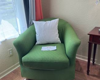 Experience comfort in motion with this swivel rocker glider chair – a stylish blend of function and relaxation.