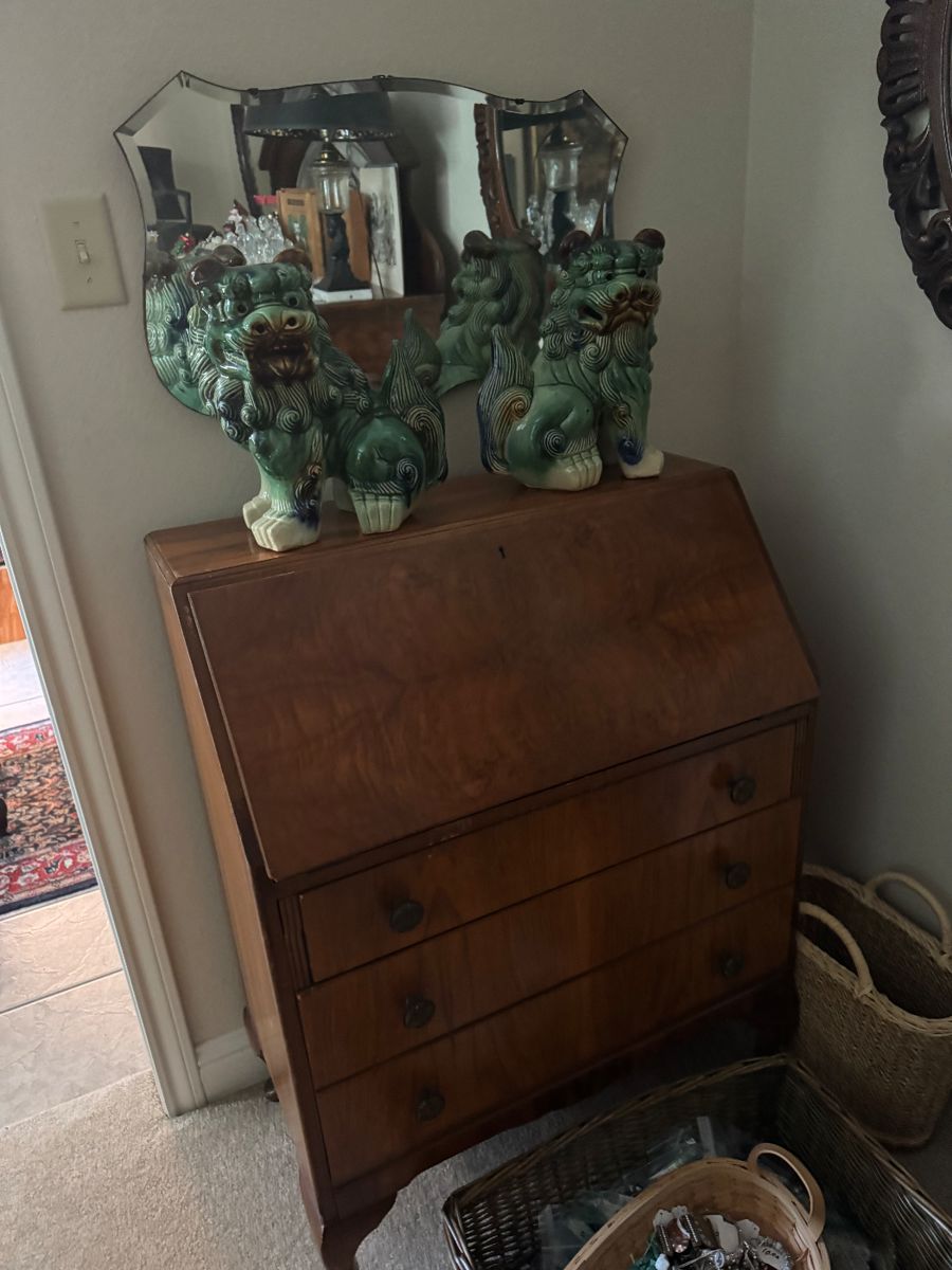 Small secretary desk
