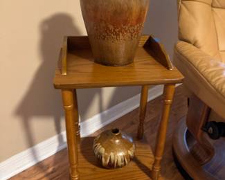 Vintage Wooden Telephone Table / Two-Tier Side Table
Charming vintage wooden table featuring a classic two-tier design — perfect for use as a telephone stand, accent table, or side table. Sturdy construction with warm wood tones adds a touch of nostalgia and elegance to any room.