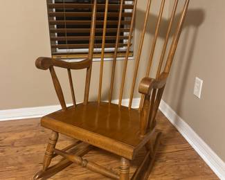 Vintage Nichols & Stone Windsor Style Rocking Chair
Classic New England craftsmanship with traditional spindle back and stenciled floral design. Solid wood construction, gently aged patina, and smooth rocking motion. A true vintage collectible in excellent condition.