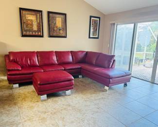 Modern Red Natuzzi Leather Sectional – Italian Luxury
Authentic Natuzzi sectional featuring premium top-grain red leather and modern Italian styling. Elegant, comfortable, and built to last. A designer centerpiece that adds bold sophistication to any room.