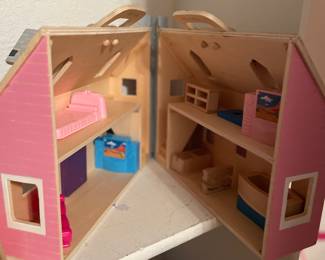 Melissa & Doug Dollhouse