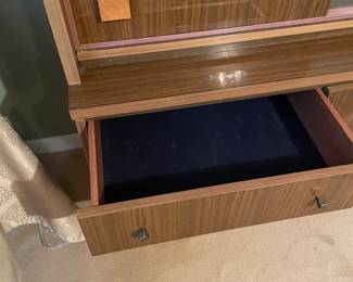 lined drawers   just a fabulous piece 