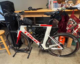 Trek Speed Concept Seven Series OCLV Carbon-Large