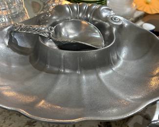 Vintage Wilton Armetale Serving Dish, Clam Shell Design, 10"x11" and scoop