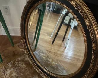 Ethan Allen Gold Gilt Wood With Black Round MirrorDimensions
30ʺW × 2ʺD × 30ʺH