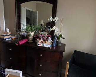 dresser & mirror